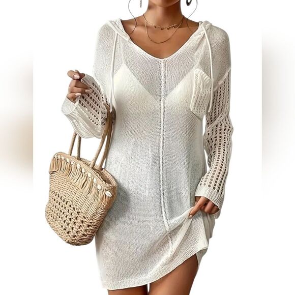 Botique Other - Elegant White Hooded Swim Cover-Up